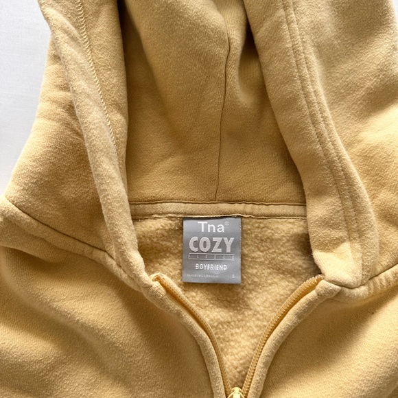 Aritzia TNA Cozy AF Boyfriend Fit Zip Up Hoodie - Picture 2 of 2